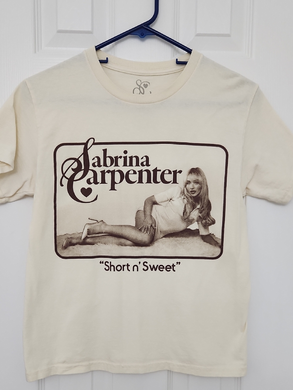 'Short n' Sweet' Graphic Tee - Cream